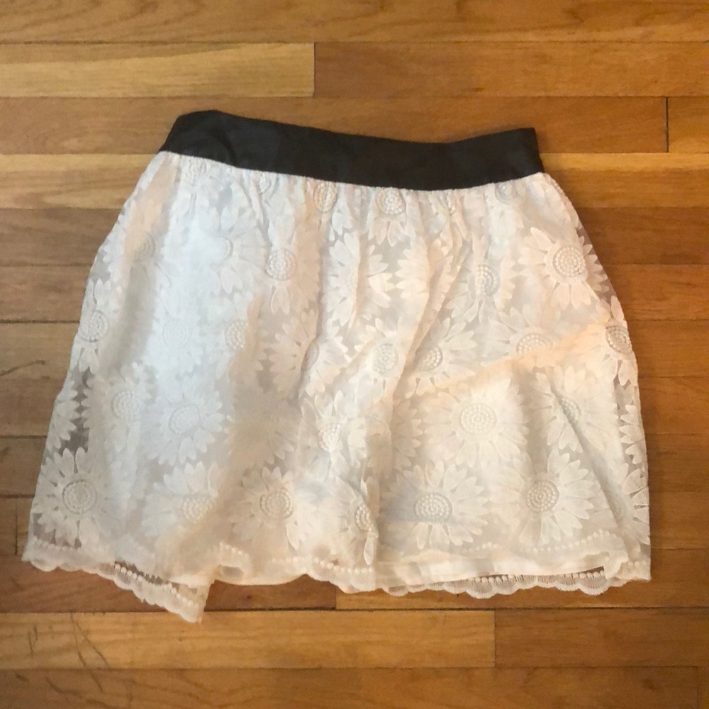 Kensie Skirt Floral Bubble Layered Leather Trim